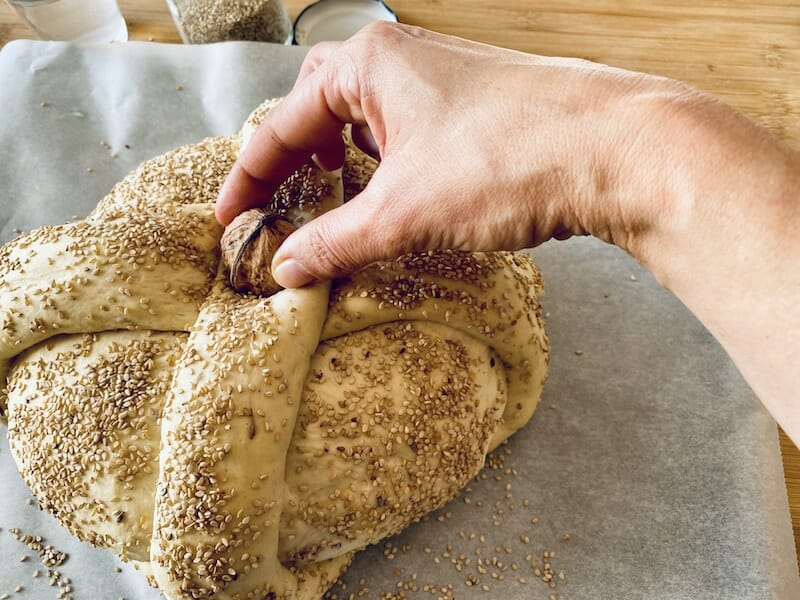 Insights Greece - Christopsomo: Greek Christmas Bread Recipe