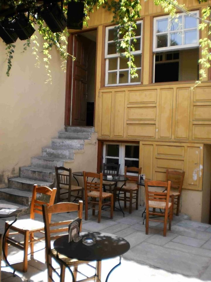 Insights Greece - 5 Best Courtyard Cafes in Athens