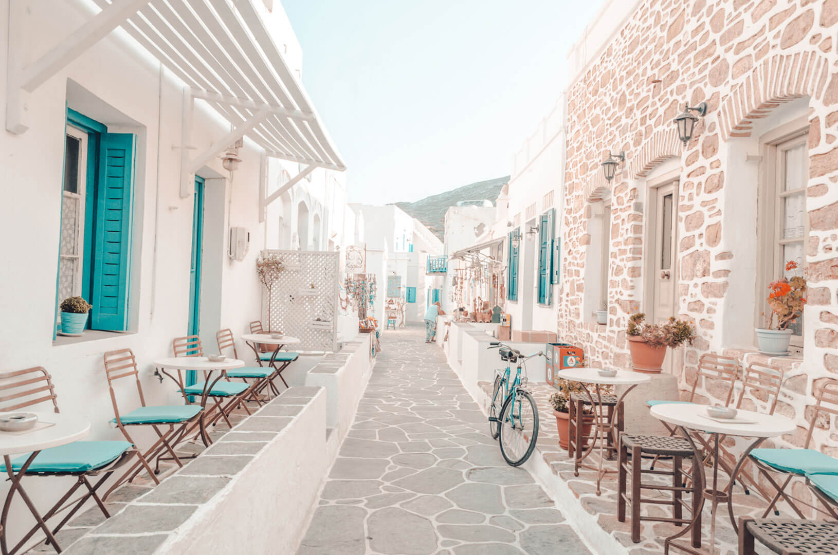 Glamourous Mykonos: A Fusion of Global Brands and Local Treasures