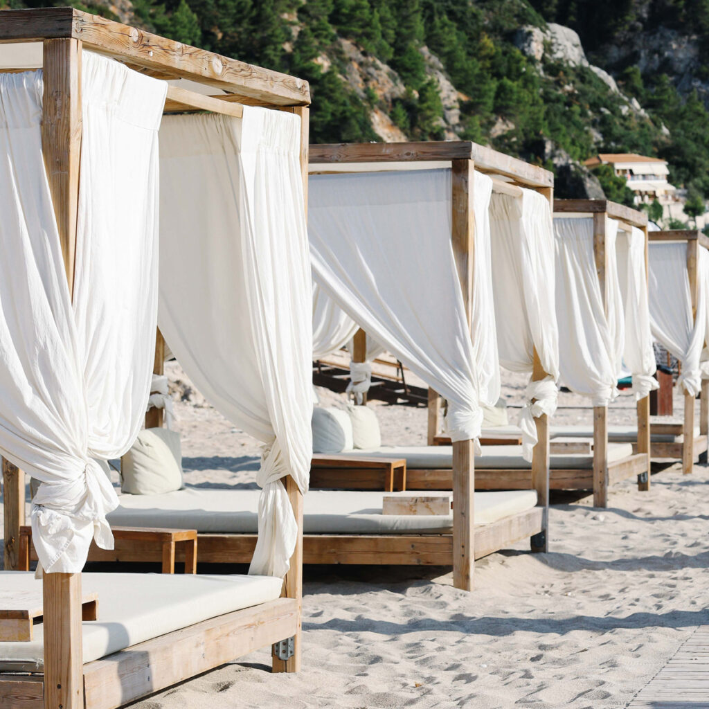 Insights Greece - 20 Best Beachfront Bars in Greece
