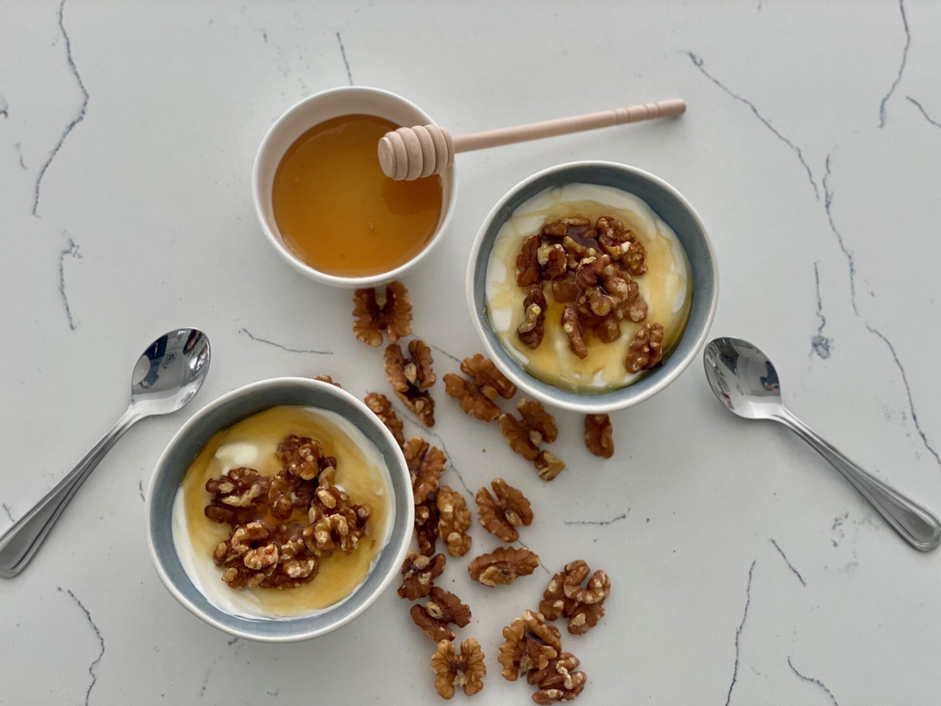 Insights Greece - Benefits of Greek Yogurt With Walnuts and Honey 