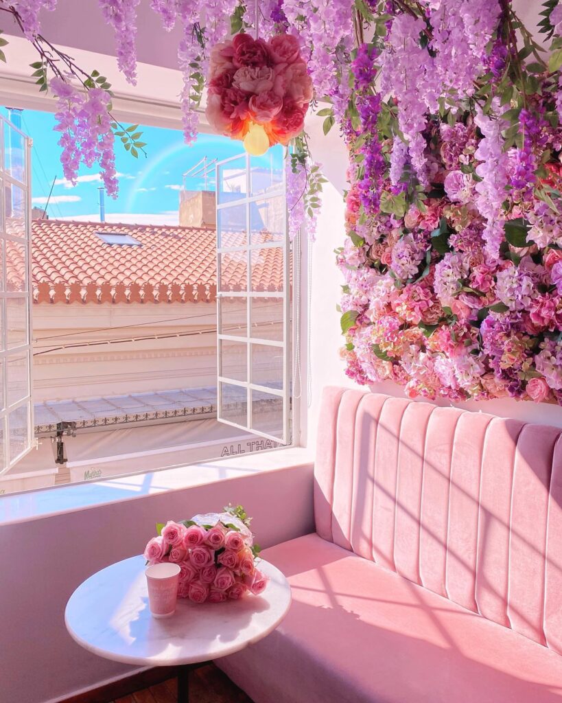 Insights Greece - Take a Seat at Athens’ Prettiest Cafe 