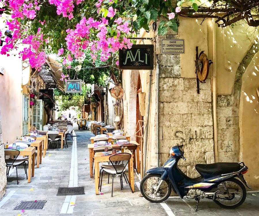 Insights Greece - Guide to Rethymno’s Colourful Old Town