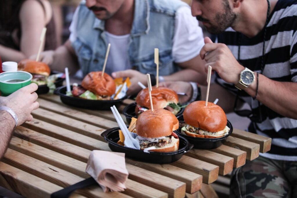 Insights Greece - Athens’ Burger Fest 2021 Continues this Weekend 