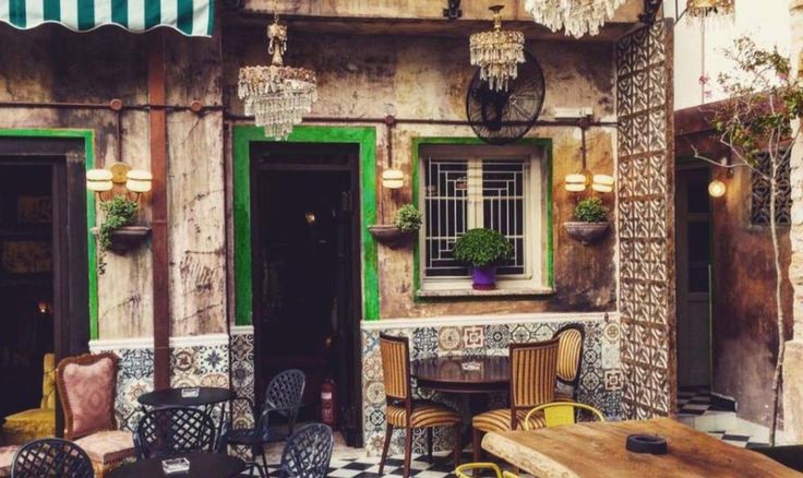 Insights Greece - 10 Coziest Winter Bars in Athens