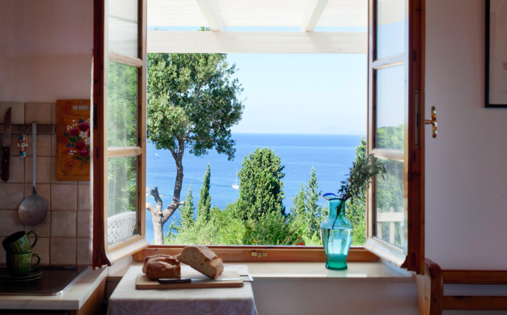 Insights Greece - Charming Holiday Villa on Antipaxos Island
