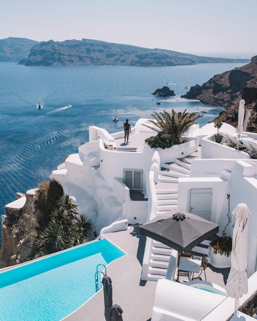 Insights Greece - 8 Best Greek Islands for a Romantic Getaway